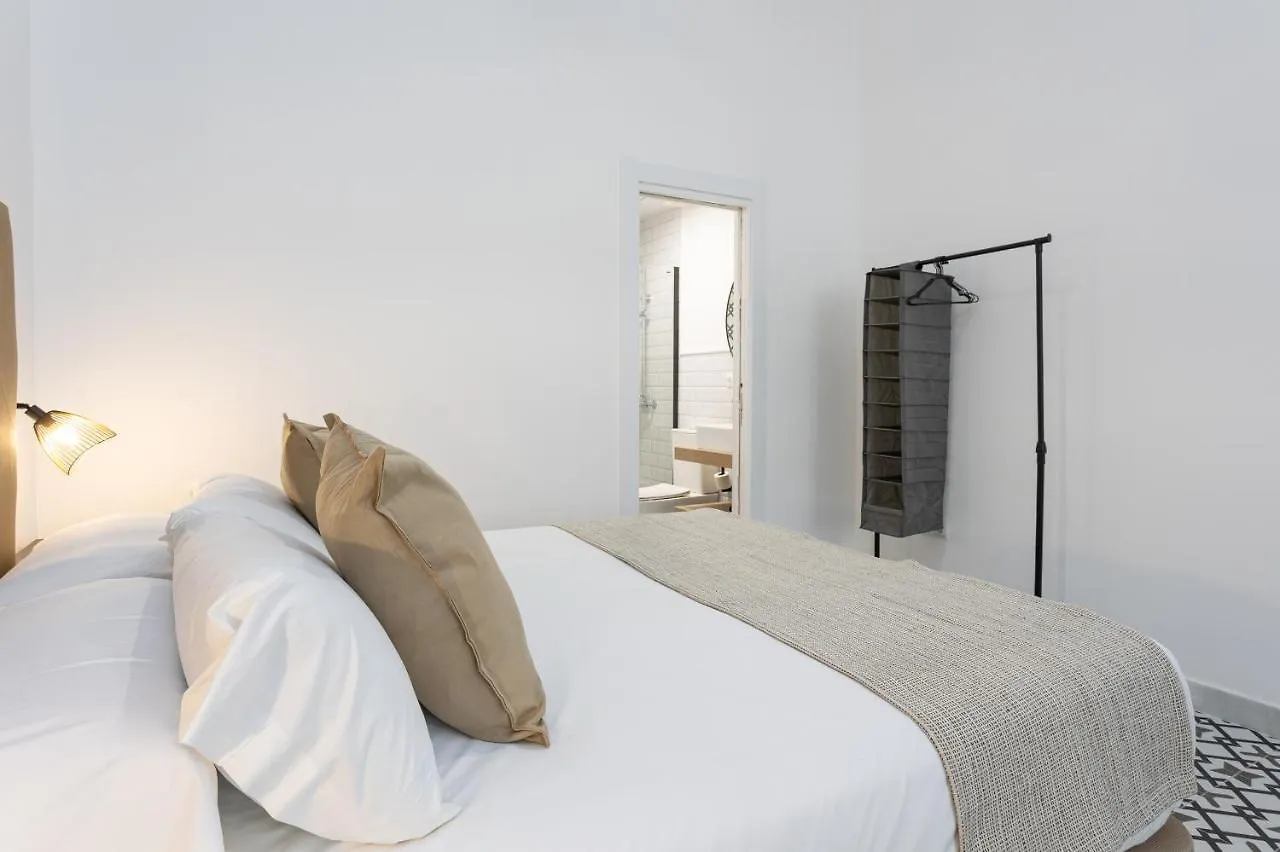 Holidays2Malaga Picasuss Loft New Built Close Huelin Beach And Promenade Spain
