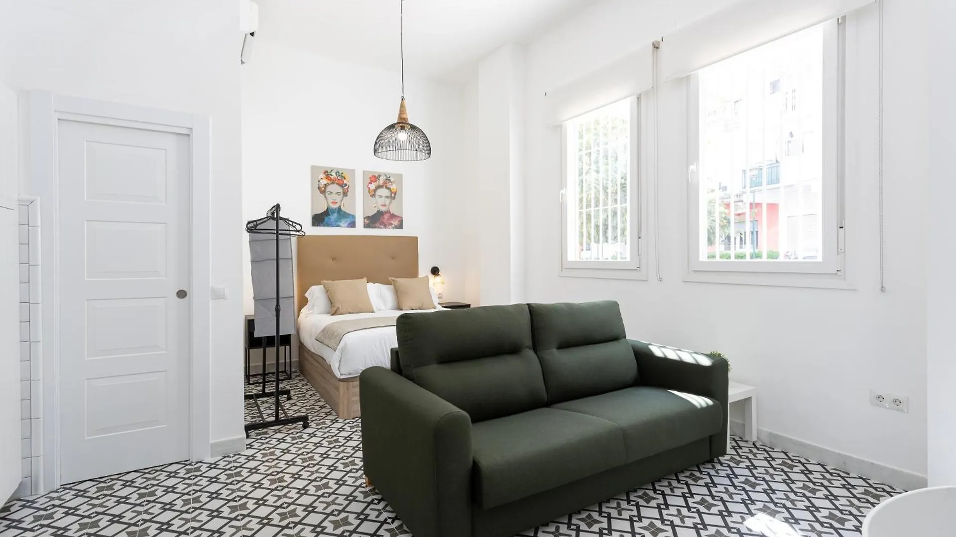 Holidays2Malaga Picasuss Loft New Built Close Huelin Beach And Promenade 0*, Malaga Spain