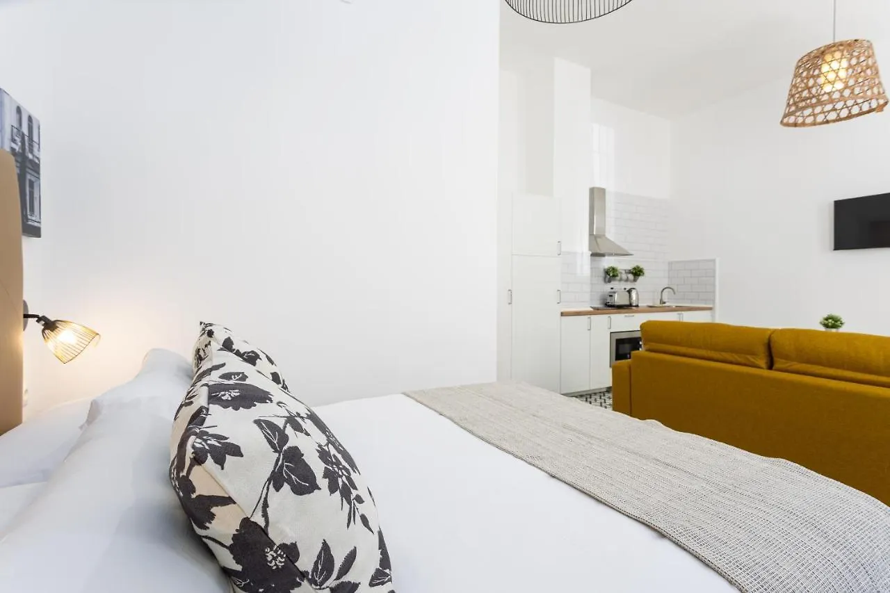 Holidays2Malaga Picasuss Loft New Built Close Huelin Beach And Promenade Διαμέρισμα